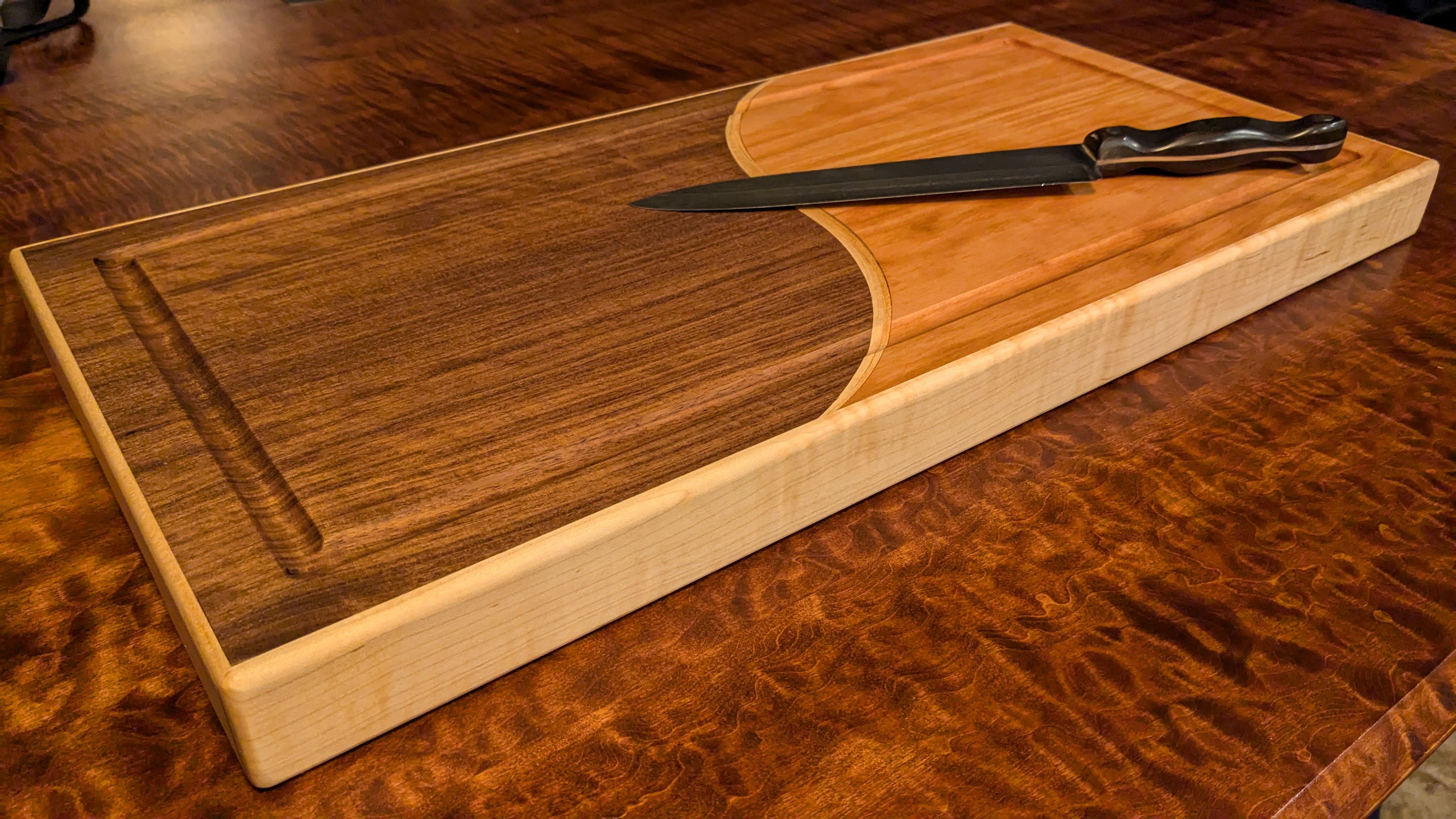 The Wave cutting board