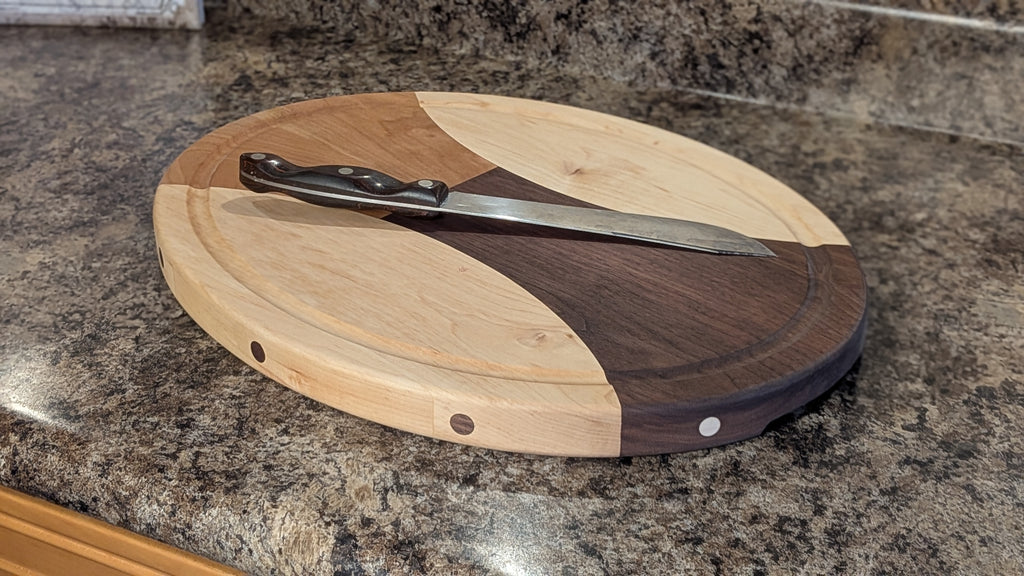 Ellipse cutting board