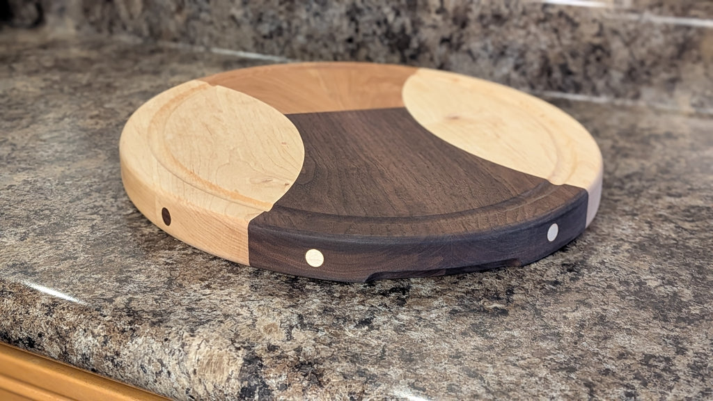 Ellipse cutting board