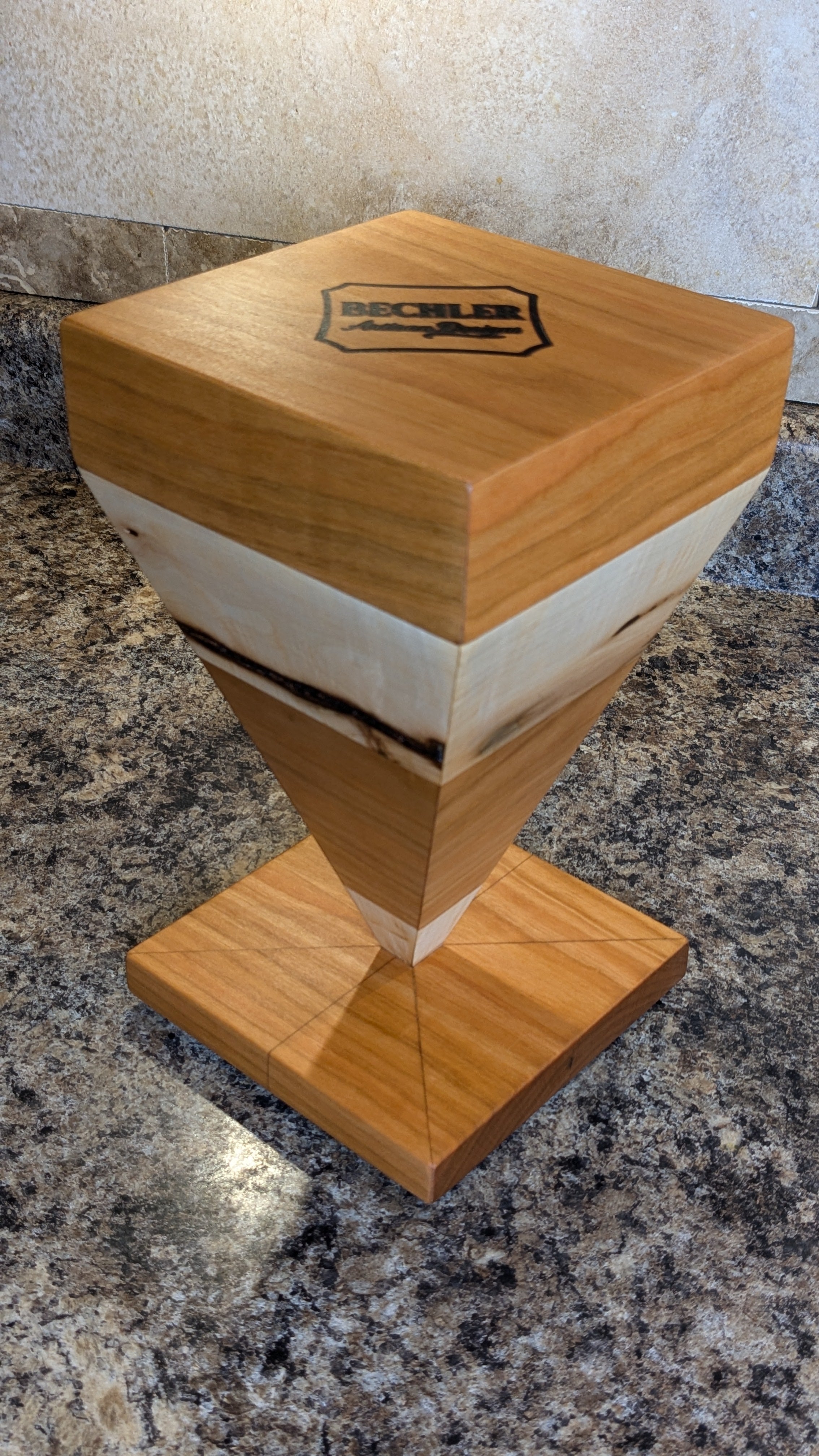 The first upside down pyramid knife holder
