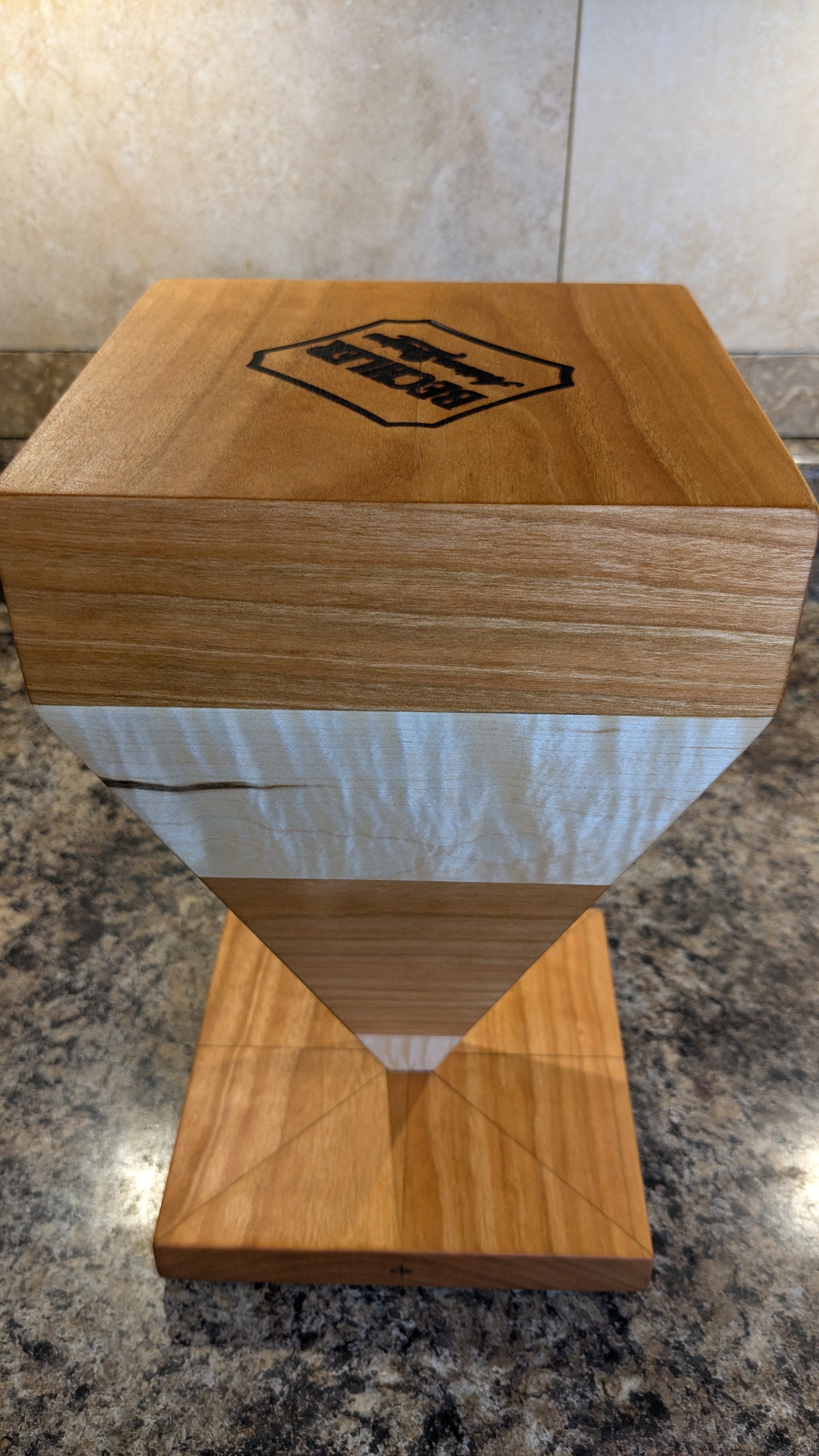 The first upside down pyramid knife holder