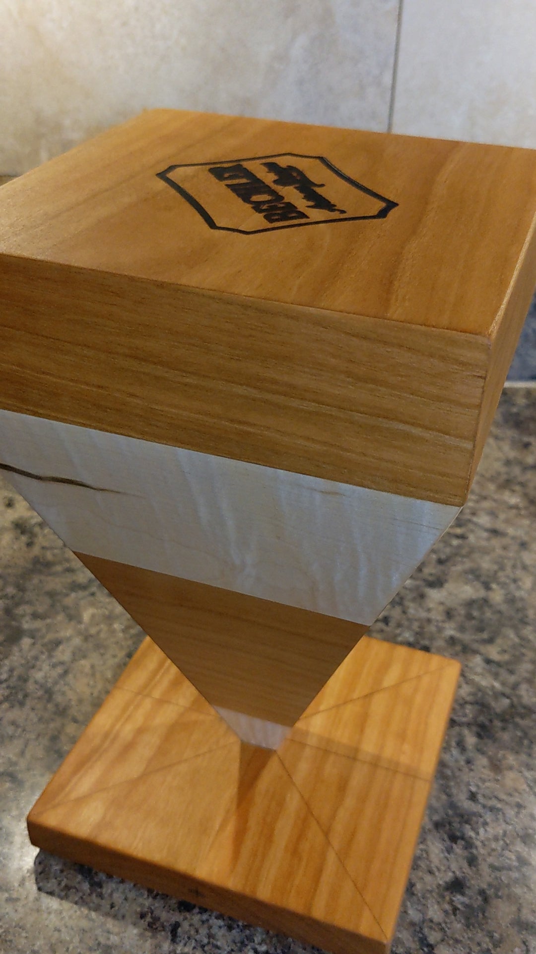The first upside down pyramid knife holder
